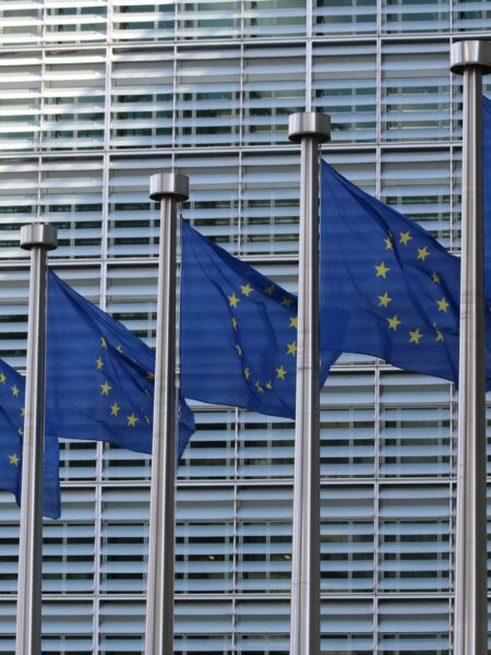 EU verplicht AI-bedrijven tot transparantie vanaf 2 augustus 2025